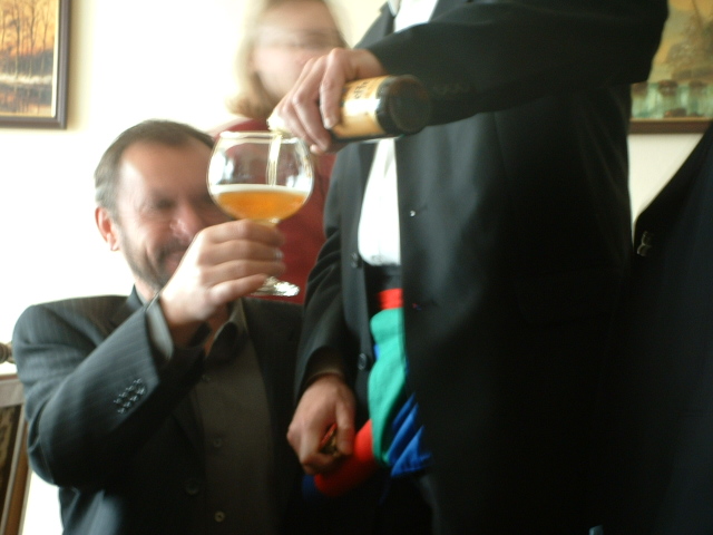 Poprawiamy ze Swiadkiem na sniadanko... Leffe Blonde